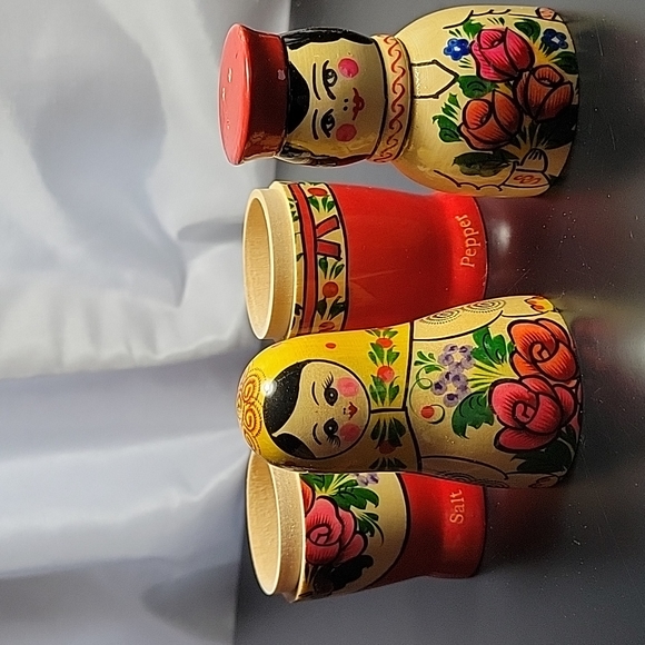 Matryoshka Salt and Pepper Shakers - Picture 7 of 7